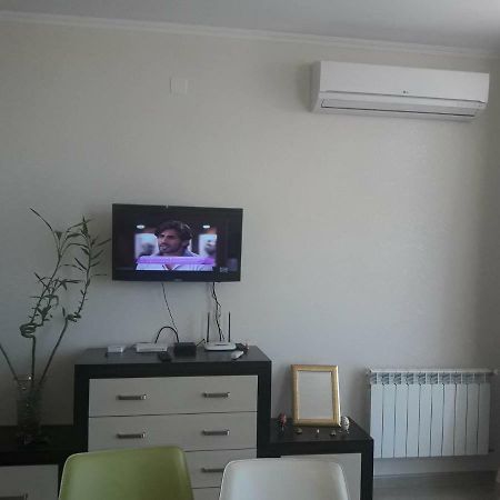 Apartament In The Centre Батуми Екстериор снимка