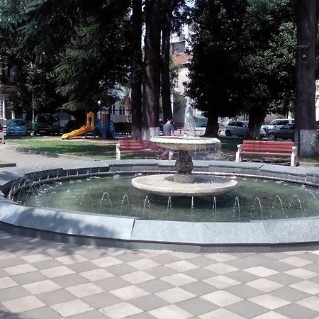 Apartament In The Centre Батуми Екстериор снимка