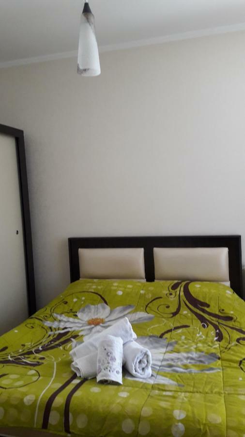 Apartament In The Centre Батуми Екстериор снимка